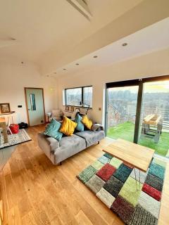 Beautiful Quirky Apartment with Spectacular views - 5