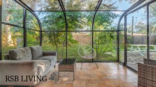 Lilly's Maison #3 - 0