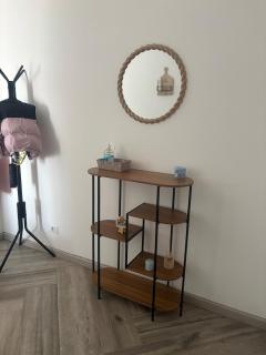 Pella House - 9