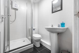 Ensuite Room · Sleeps 3 · Nottingham - 6