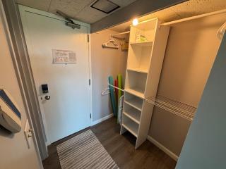 Lakeview Retreat for the Whole Family - 3