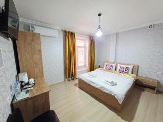 Samarkand City Center Guest House - 9