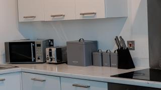 Stylish 1-Bed City Apartment Marco Island - 6