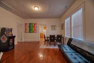 Modern 3 bedroom 2 bath Florence Home - 5