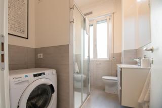 Casa MAC - New and Confortable - Near the Center and Station - 6