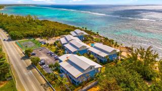 Moon Bay 2 Bdr Beachfront Condo with Pool and Tennis - 2