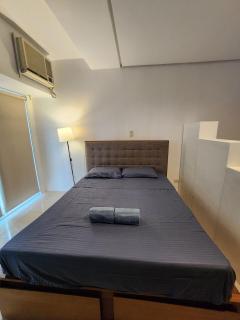 Spacious 42sqm Studio Unit with Balcony Lacson St - 3