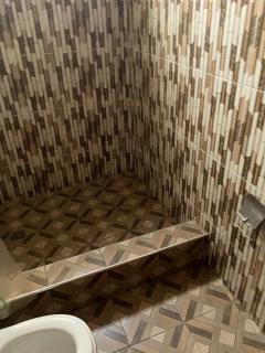 Tao Lee Executive Holdings - 5