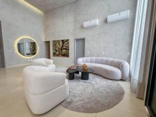 Casa com Piscina Privativa em Condomínio de Luxo - 9