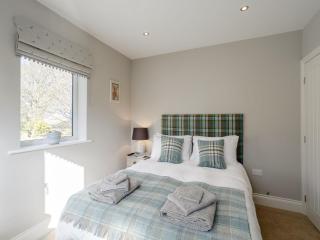 2 Bed in Meltham 82193 - 6