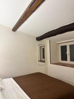 Deattellis House accogliente mansarda in palazzo storico - 9