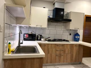 Prime Stays Razor - 4