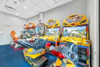 10 Mins To Disney NO FEES Heated Pool & Hot Tub - 5