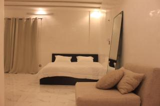 Luxury Complete 2-Bed 2-Bath Home-Peaceful-Private - 8