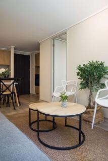 Chic 2BR Apt in Santiago with views 5 Guest - 3