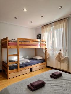 El Gato Gordo - bike & surf house - 8