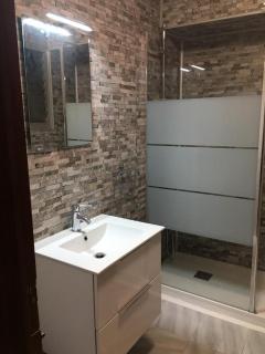 Charming beachfront apartment - 8