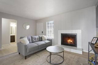 Charming 2 bed 2 bath escape - 7