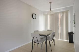 Charming 2 bed 2 bath escape - 5