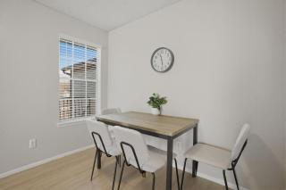 Relaxing 2BR 2BA in great location - 2