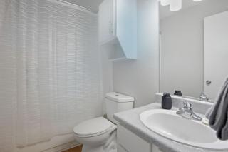 Spacious 2 bed 2 bath getaway - 1