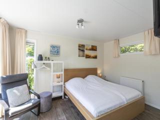 Chalet in Texel near Beach and Forest - 8