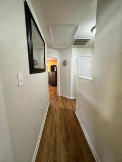 Gorgeous 3 bedroom townhome Walk to the beach - 4