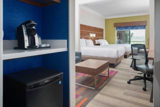 Holiday Inn Express & Suites Macon - I-475 by IHG - 3