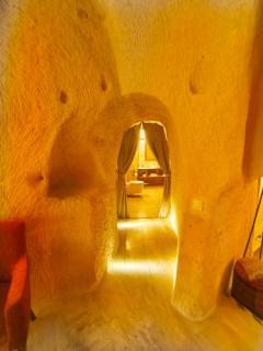 Acropolis Cave Suite - 6