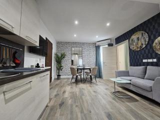 Sliema Promenade Suites I - 1min to Seafront - 0