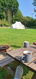 Hendre Glamping Retreat, The Rabbit Warren - Clydey - 1