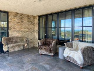 Beach Villa With Private Pier In Hou - 6