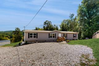 New Lake Home Sleeps 14 Private Dock Deck Grill - Jacksboro - 3