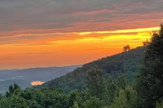 Panoramic Lake Norris Views Sleeps 12 Deck Games - 5