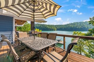 Lakefront Escape Sleep 12 Dock Hot Tub Pool Grill - 6