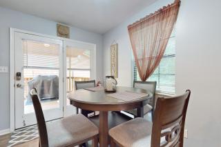 Charming Dog Friendly Home Sleeps 6 Deck Grill - 3