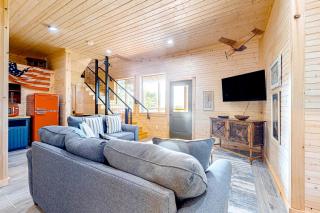 Waterfront Home N Douglas Lake 2 decks Rec room - Dandridge - 2