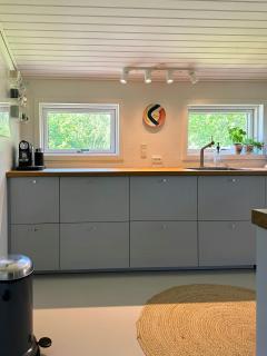 Ceramics And Natural Colours In Peaceful Home - 4