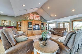 7,000 Sq Ft! Private Rapid City Estate with Pool - 9