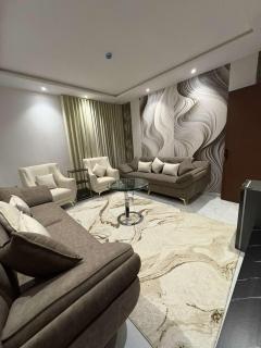 شقة مميزة بغرفة نوم وصالة - 0