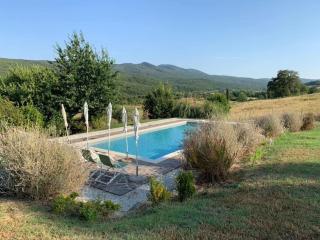 Private Pool Villa in Tuscany - 2