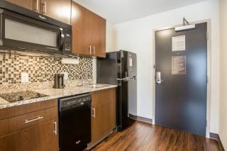 MainStay Suites Cartersville - Cartersville - 1