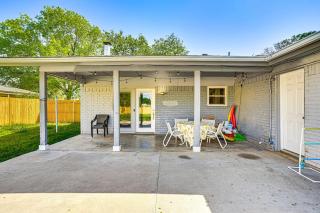 Pool, Game Room, Fast WiFi, 25 mile biking trail - 5