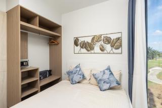 Skypark Aurora, 2 BR, golf course view - 1