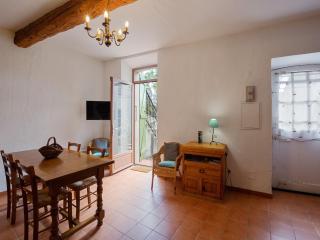 Charming Holiday Home in Tautavel with Balcony - 8