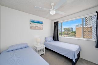 Windbourne unit 4 Golden Beach QLD - 1