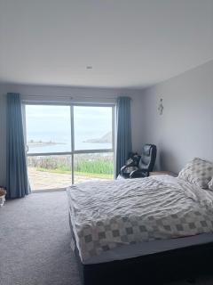 Luxury homestay with stunning seaview - 8