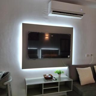 Luxury Apartment Pool&Private Beach - 4