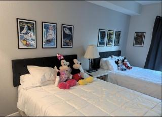 Free Shuttle Mickey Universal Epic SeaWorld - 6