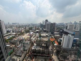 Private Skyview Apartment in Heart of Thonglor - 1